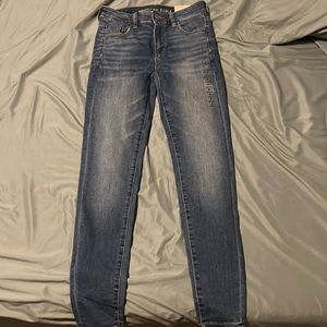 American Eagle Hi-Rise Jegging